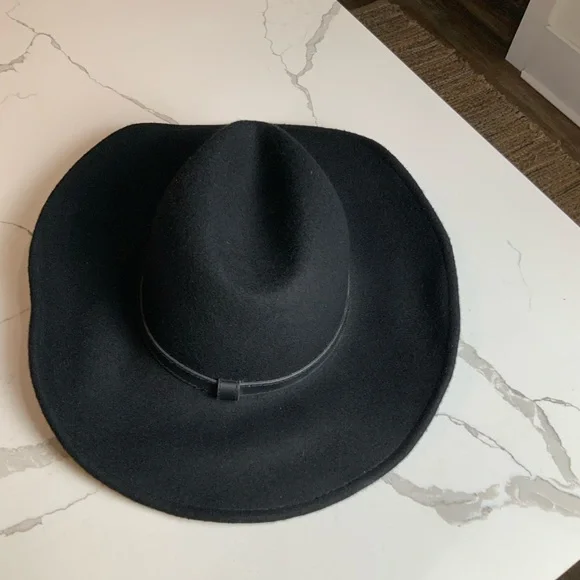 Scala Black Wool Felt Western Cowboy Hat with Concho Band - Picture 5 of 6